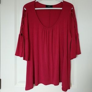 Trendy lattice sleeved top